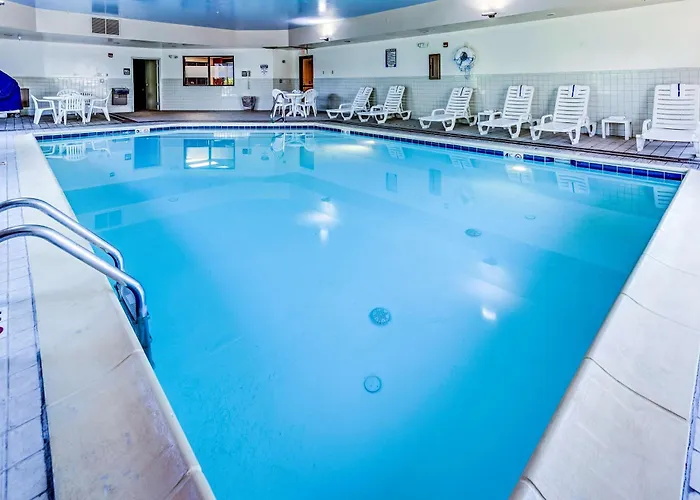 Hampton I-70e/hamilton Road Hotel 3*