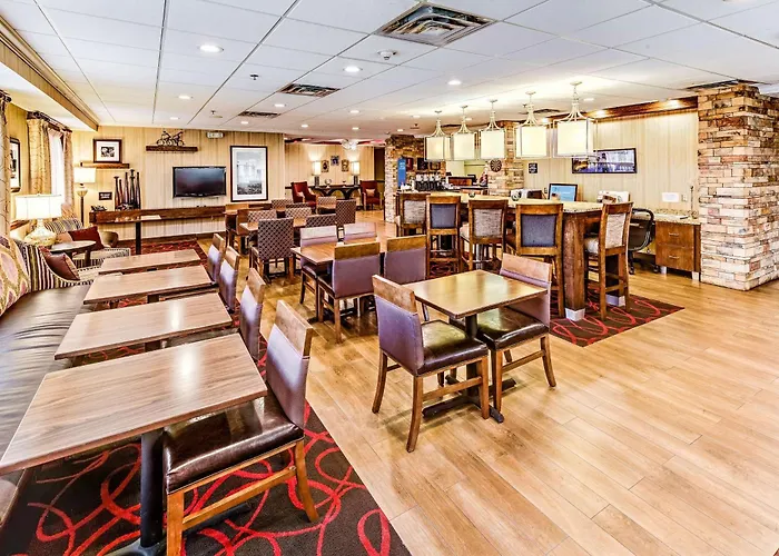 Hampton I-70e/hamilton Road Hotel 3*