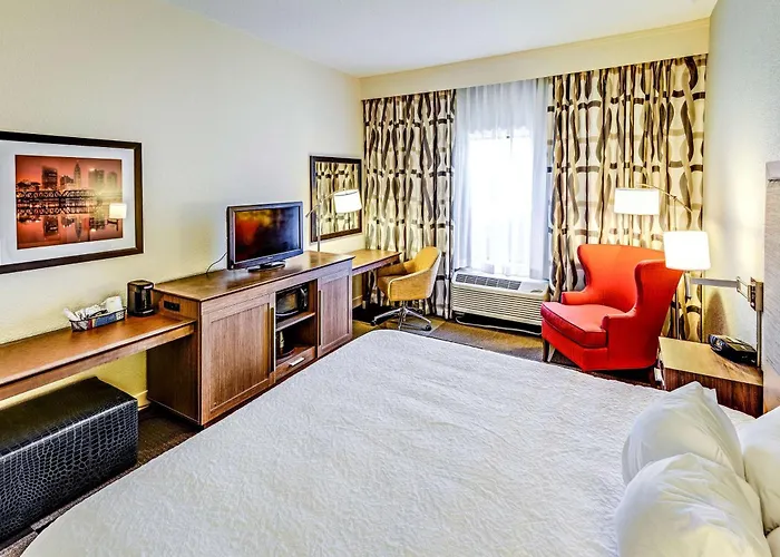 Hampton I-70e/hamilton Road Hotel