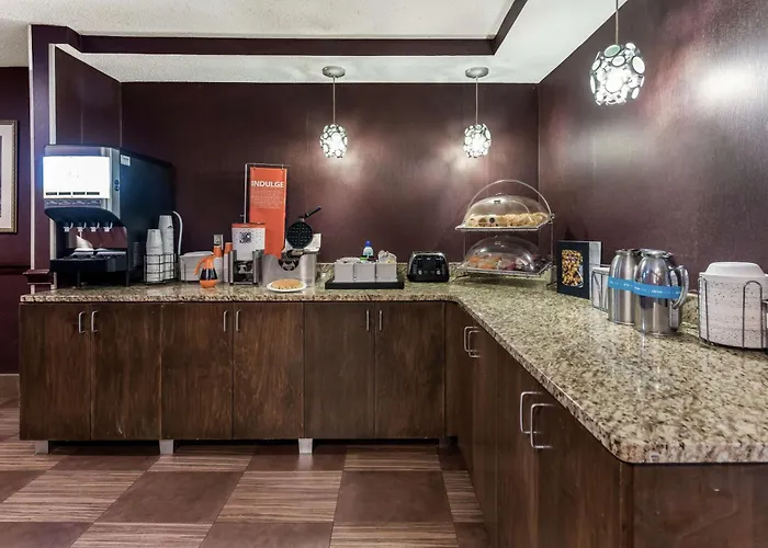 Hotel Hampton I-70e/hamilton Road 3*