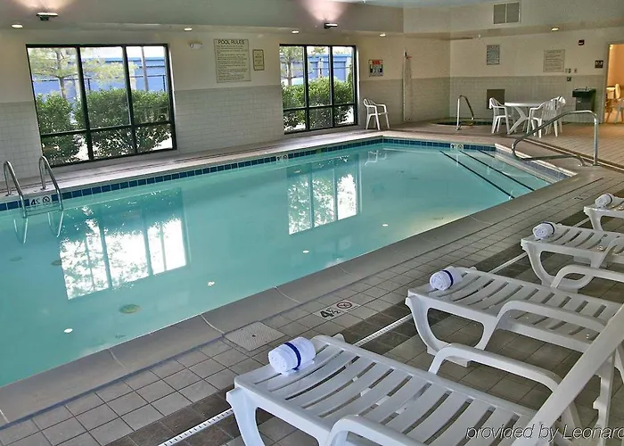 Hotel Hampton I-70e/hamilton Road 3*
