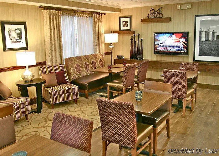 Hampton I-70e/hamilton Road Hotel