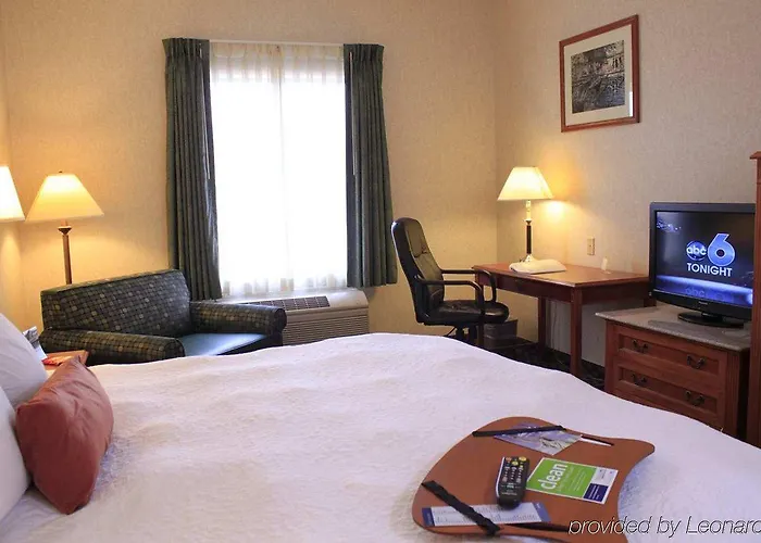 Hotel Hampton I-70e/hamilton Road 3*
